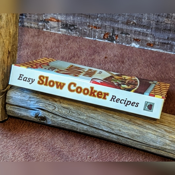 New Easy Slow Cooker Spiral Bound Hardcover Recipe Book - Picture 4 of 14